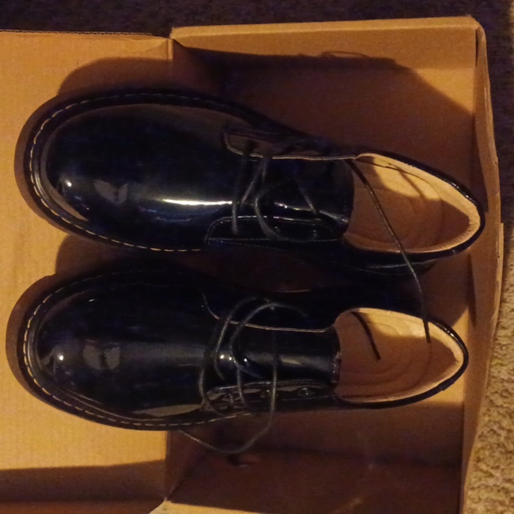 Black Brand New Womens Patent Leather Loafers/Oxfords. 10.5sz - Picture 4 of 5